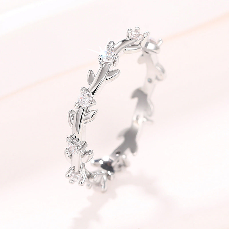 Insignia | Flower Vine Ring