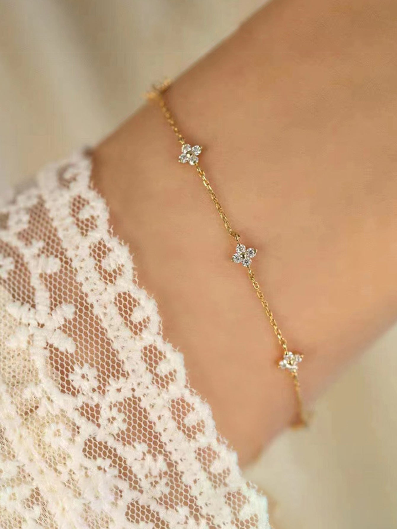 Petit Fleur | Four Leaf Diamond Bracelet