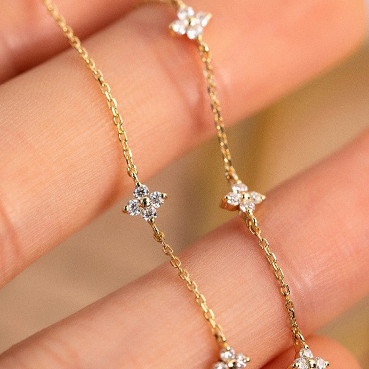 Petit Fleur | Four Leaf Diamond Bracelet